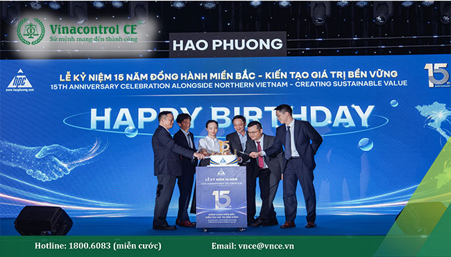 Ban lãnh đạo của Công ty Cổ phần Hạo Phương tại buổi lễ kỷ niệm