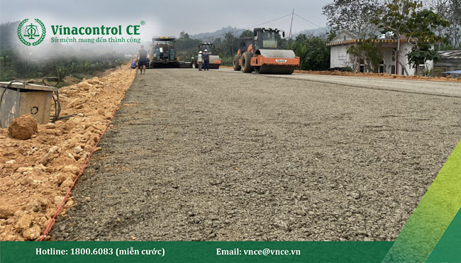 Việc lựa chọn loại cấp phối đá dăm được chỉ rõ trong hồ sơ thiết kế và chỉ dẫn kỹ thuật của công trình
