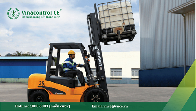 Xe nâng hàng phải đáp ứng các yêu cầu về quy chuẩn và tiêu chuẩn tương ứng